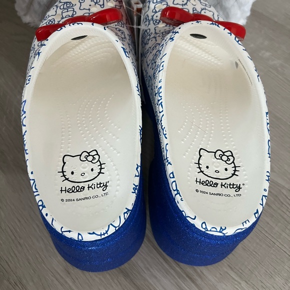 Hello Kitty - Picture 7 of 7